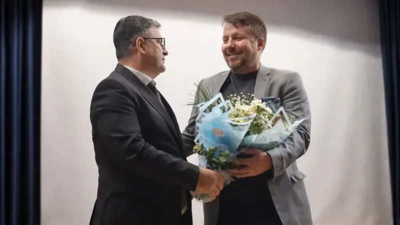 Bergama’da “Başarıya Giden Yolda Doğru Alışkanlıklar ve Stres Yönetimi” Konferansı Düzenlendi