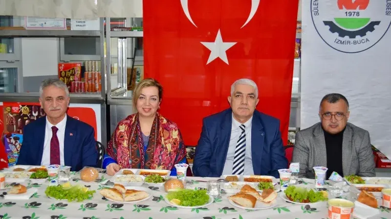 Buca İlçe Millî Eğitim Müdürü Yılmaz eğitim camiasıyla iftarda buluştu
