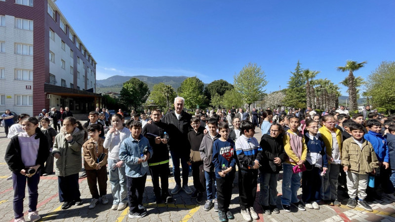 Kemalpaşa İlçe Millî Eğitim Müdürü Ogün Derse ile sahada güçlü yönetim