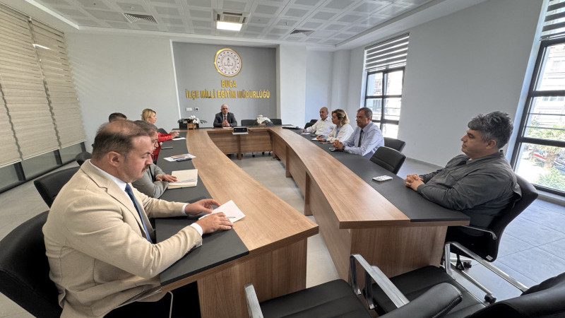 Fikret Yılmaz başkanlığında Buca’da eğitim faaliyetlerine yakın takip