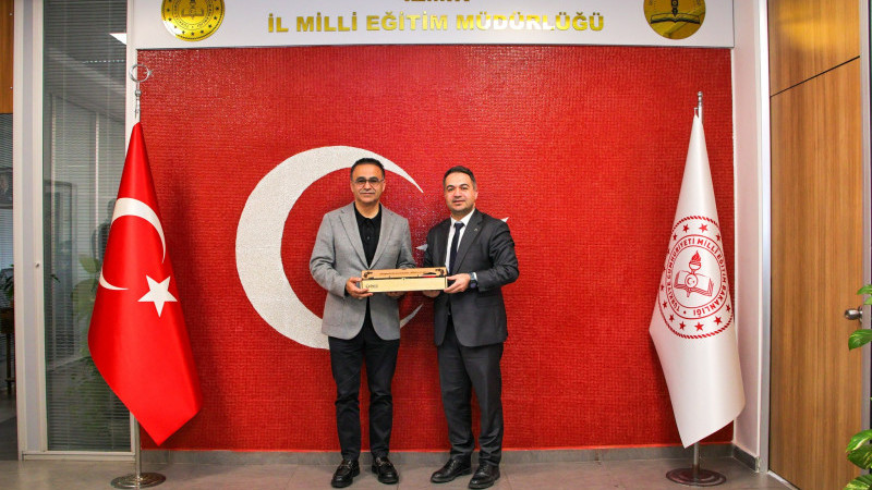 Önder heyetinden İzmir İl Millî Eğitim Müdürü Yahşi’ye ziyaret