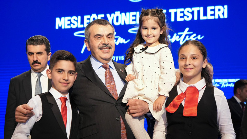 Bakan Tekin: İnsan kaynağını doğru değerlendirmeliyiz