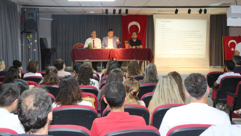 Bergama, Kınık ve Dikili’deki rehber öğretmenler yıl sonu toplantısında buluştu