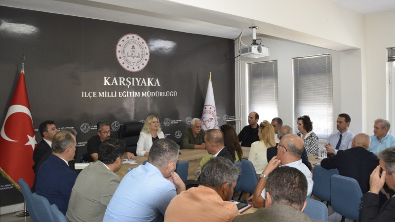Karşıyaka İlçe Millî Eğitim Müdürü Arzu Günaydın’dan okul yöneticilerine önemli mesajlar