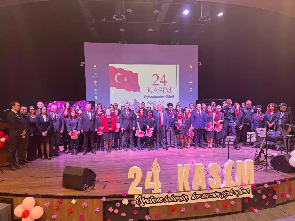 Torbalı’da 24 Kasım Öğretmenler Günü coşkuyla kutlandı
