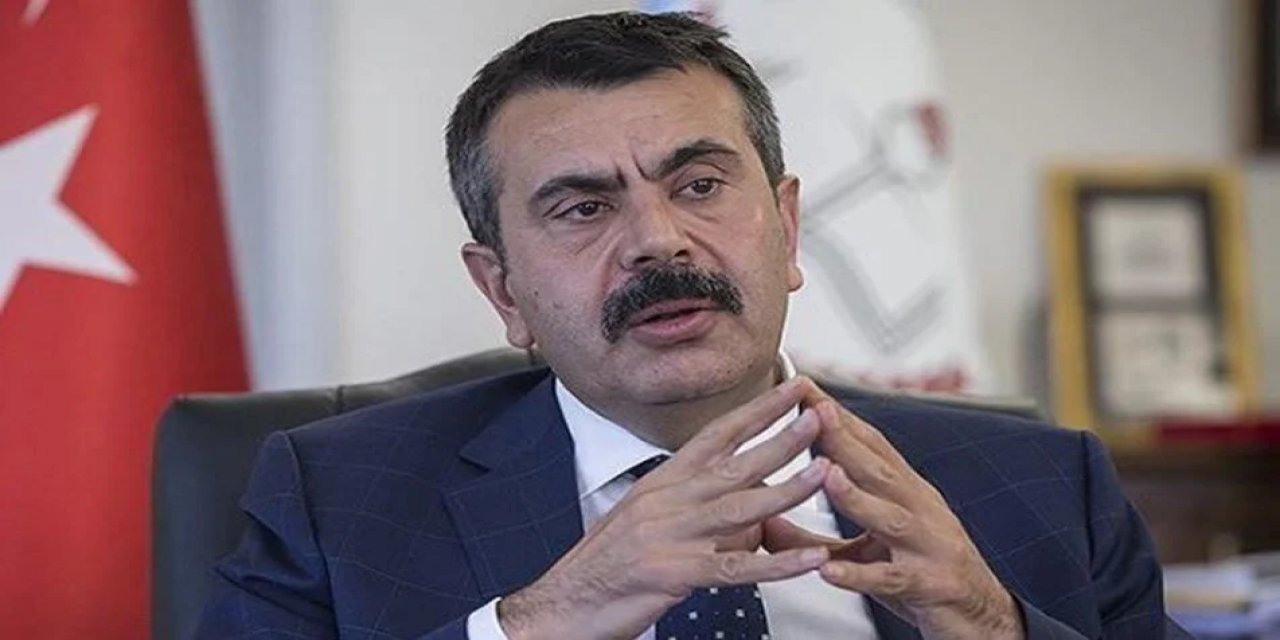 Bakan Mahmut Özer, Malatya'daki valilik kriz merkezinde açıklamalarda bulundu