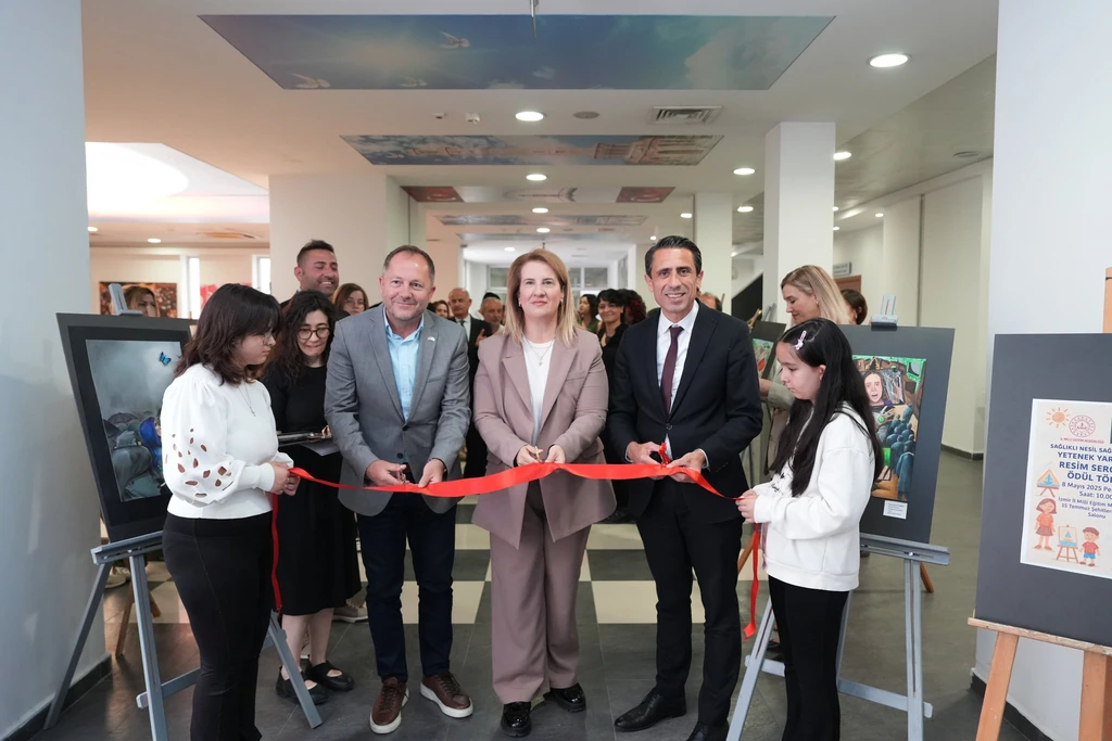 İzmir’de “Sağlıklı Nesil, Sağlıklı Gelecek” yarışmasına büyük ilgi