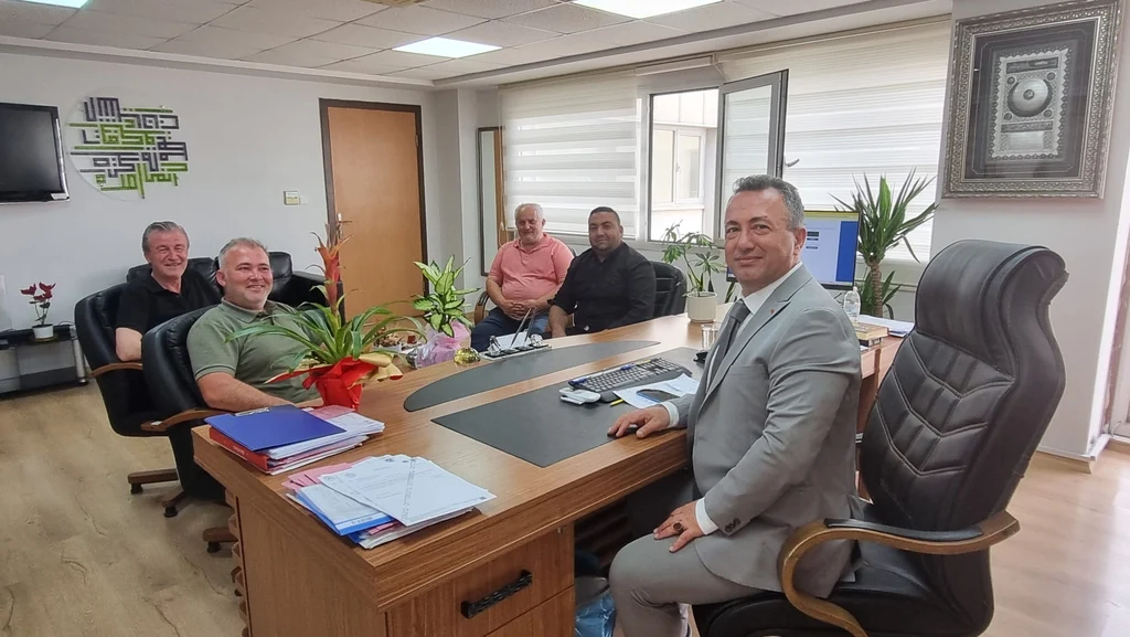 Kantincilerden Menderes İlçe Milli Eğitim Müdürü Yusuf Yılmaz'a ziyaret