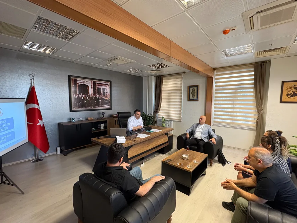 Menemen’de “Mesleki Eğitimde İzmir Modeli” kapsamında önemli toplantı