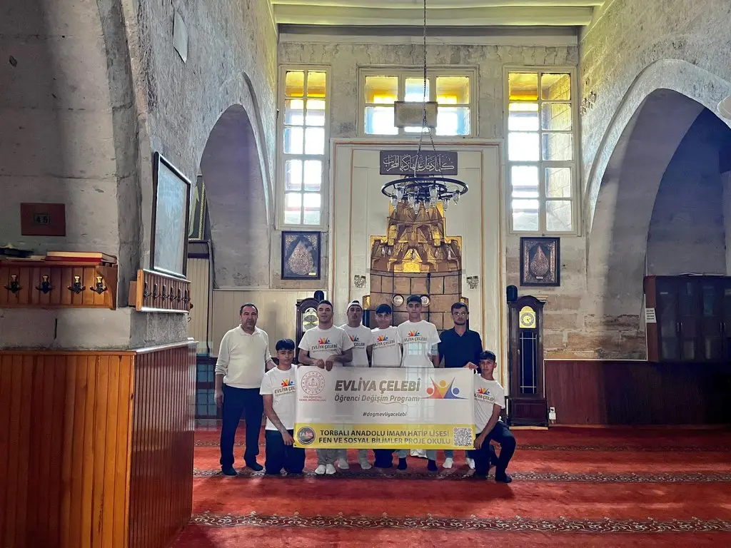 Torbalı AİHL öğrencileri, Sivas’ta kültürel birlikteliği yaşadı