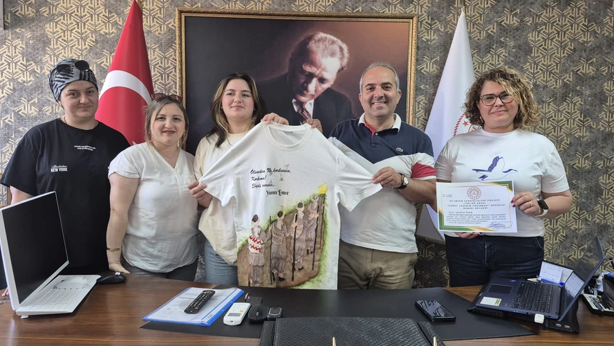 Aliağalı öğrenci Gözdenur Özer, İzmir il birincisi oldu