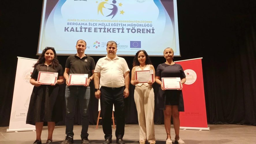 Bergama’da eTwinning başarısı: 55 öğretmene kalite etiketi takdimi