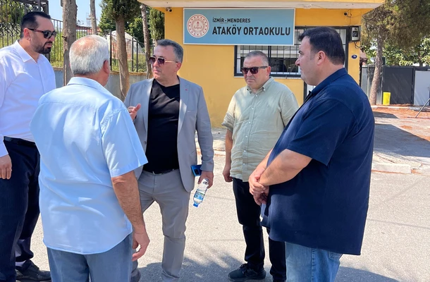 Yusuf Yılmaz, Ataköy İlkokulu ve Çaka Bey Anaokulu'nu ziyaret etti