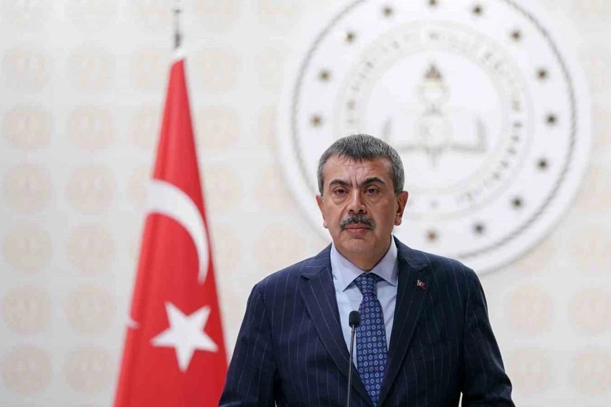 Bakan Yusuf Tekin'den Sürpriz Okul Ziyareti!