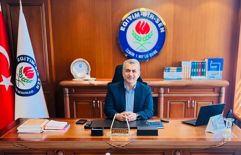 Eğitim-Bir-Sen 1 Nolu Şube Başkanı Ali Kaya'dan, 2023-2024 Eğitim-Öğretim yıl sonu açıklaması.