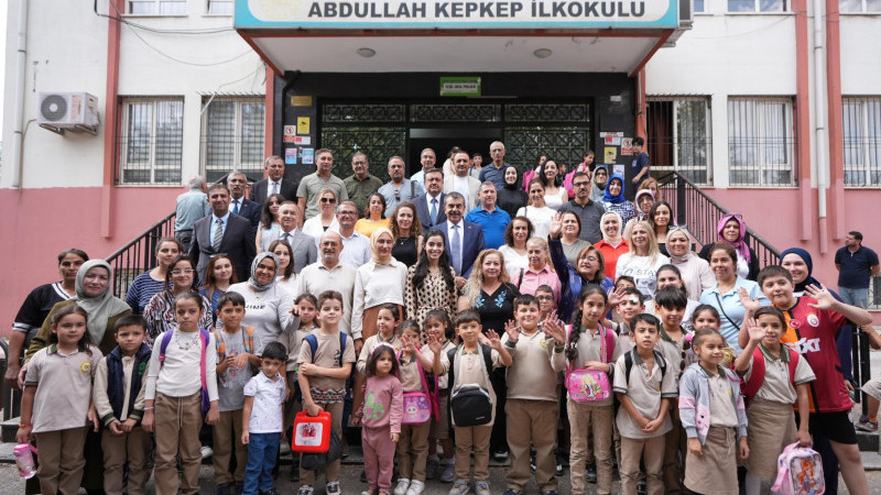 Bakan Yusuf Tekin Gaziantep’te eğitimcilerle buluştu