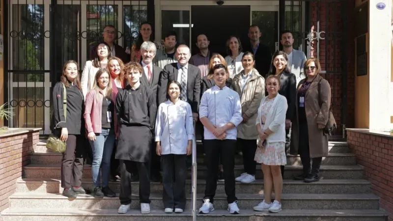 İzmir İl Millî Eğitim Müdür Yardımcısı İlker Erarslan: Meslekî Eğitim, Gençlerimizin Altın Bileziği