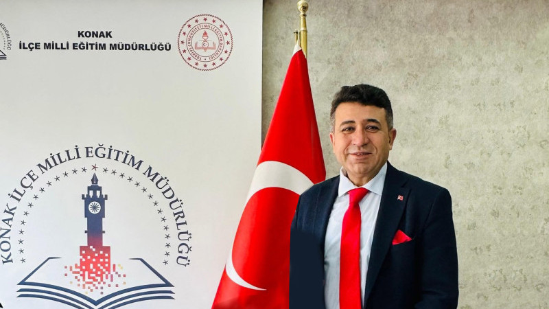 Konak İlçe Millî Eğitim Müdürü Metin Ender Karabulut: “Aileyle kitap okumak çocukların gelişimini güçlendiriyor”
