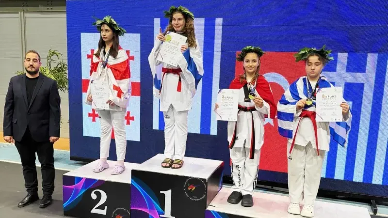 Taekwondo’da Avrupa üçüncüsü olan İzmirli Senem Nehir gururlandırdı