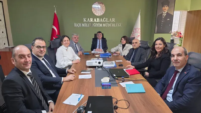 Karabağlar’da Eğitim Çalışmaları Çok Yönlü Ele Alındı