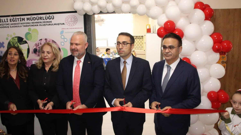 İzmir İl Milli Eğitim Müdürü Dr. Ömer Yahşi'den Eğitimde Vizyoner Liderlik