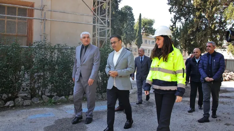 İzmir Eğitiminde Tarih Yazılıyor: Dr. Ömer Yahşi Sahada