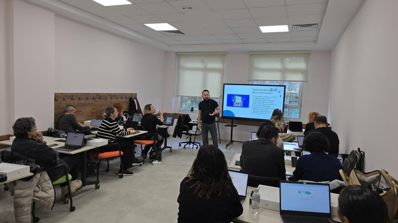 İzmir İl Millî Eğitim Müdürlüğünden Yapay Zeka Destekli Eğitim Hamlesi