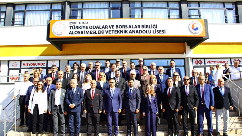 Ömer Yahşi’den Aliağa’da Hayat Boyu Öğrenmeye Tam Destek