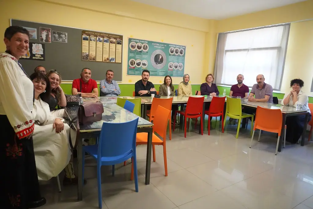 İzmir BİLSEM zirvesi kapsamında BİLSEM öğretmenlerine yönelik atölyeler düzenlendi