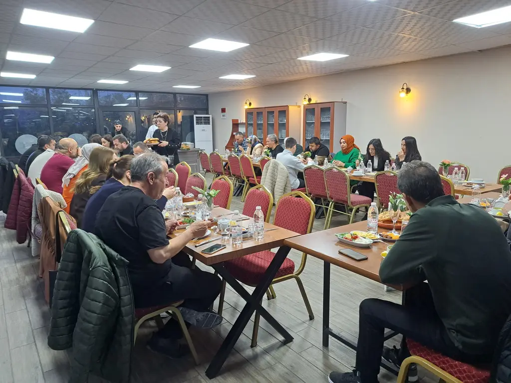 Menemen'de mesleki eğitimde birlikteliği pekiştiren iftar buluşması