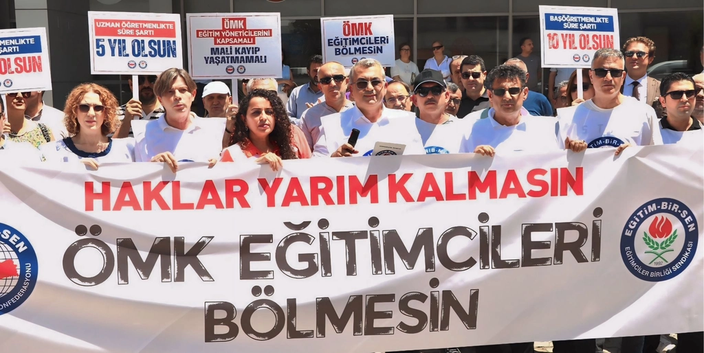 Eğitim-Bir-Sen'den Öğretmen Meslek Kanunu eylemi