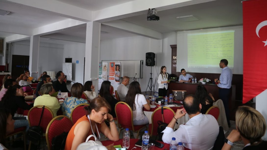 İzmir İl Milli Eğitim Müdürlüğü tarafından Proje Yazma Eğitimi düzenlendi